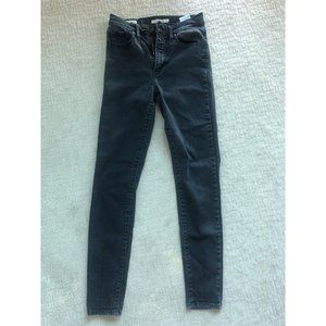 Levi's Black Mile High Super Skinny, Size 28